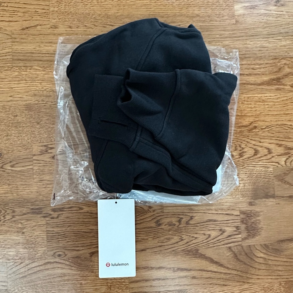 NWT Lululemon🍋 Black Scuba Oversized Pullover Wordmark Size XS/S - Picture 5 of 16